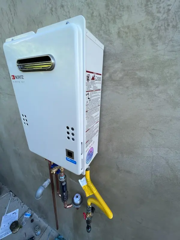 Tankless water heater installation for Farmington Acres homes